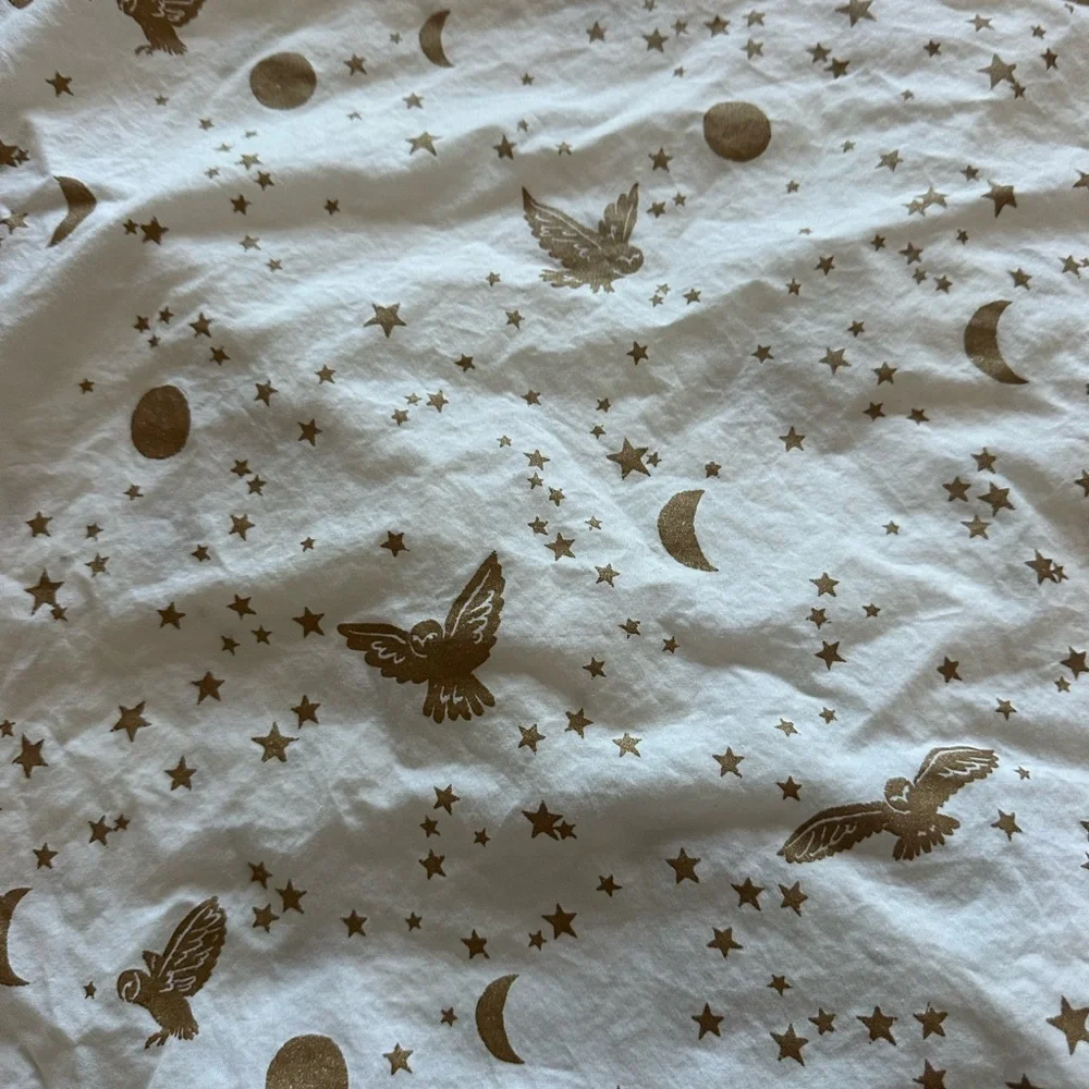 Pottery Barn Teen White and Gold Owl Star Bedding - Picture 1 of 1